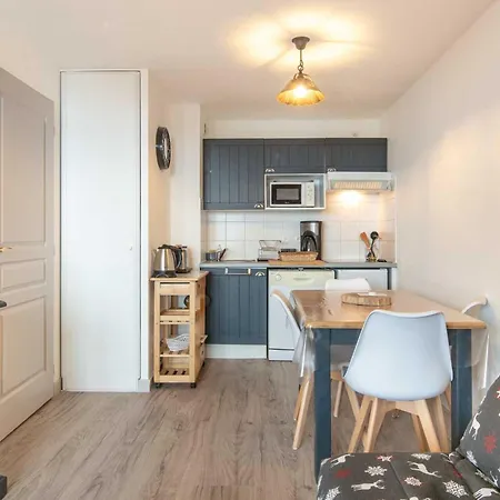 Lägenhet Les Tetras By Interhome